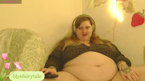Snapshot of lilysfairytale chatting on 14, 3, 2026 lily belle online show from 14, 3, 2026