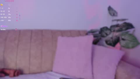 Snapshot of lilysoto chatting on 5, 11, 2025 Lily online show from 5, 11, 2025