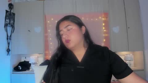 lilywhitee1 online show from 26, 10, 2025