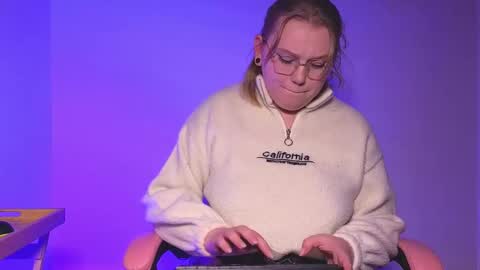 Snapshot of lime_cat chatting on 2, 10, 2025 lime cat online show from 2, 10, 2025