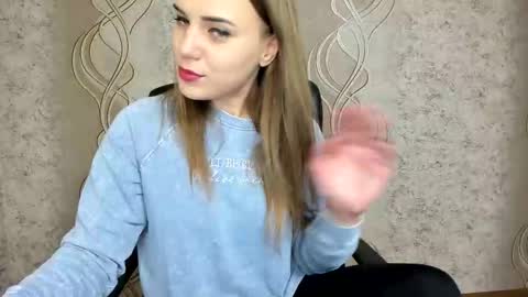    online show from 6, 10, 2025