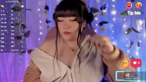 Snapshot of limoncito_blossom2 chatting on 10, 10, 2025 Natalia online show from 10, 10, 2025