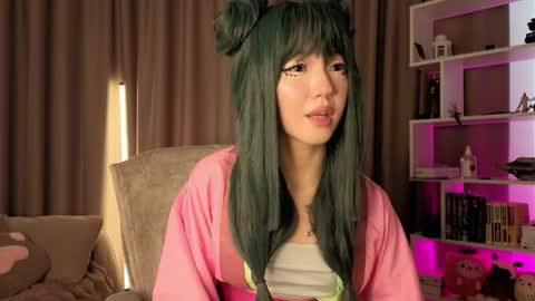 Snapshot of lin_kun chatting on 14, 4, 2026 Lin Use menu to play with me online show from 14, 4, 2026