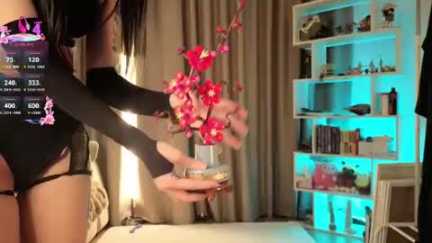 Lin Use menu to play with me  online show from 10, 6, 2026