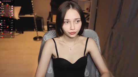 Snapshot of lina_and_lion chatting on 17, 3, 2026 Scarlet online show from 17, 3, 2026