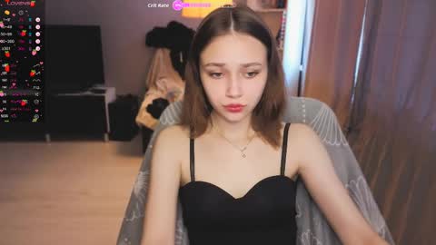 Snapshot of lina_and_lion chatting on 11, 4, 2026 Scarlet online show from 11, 4, 2026