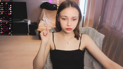 Snapshot of lina_and_lion chatting on 13, 4, 2026 Scarlet online show from 13, 4, 2026