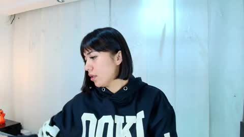 Snapshot of lina_bedoya chatting on 21, 10, 2025 Lina Bedoya online show from 21, 10, 2025
