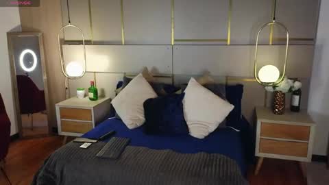 Snapshot of lina_montclair chatting on 21, 4, 2026 Lina online show from 21, 4, 2026