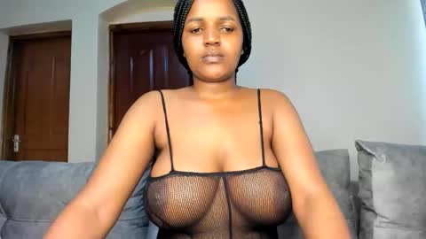 lina sexy58 online show from 4, 12, 2025