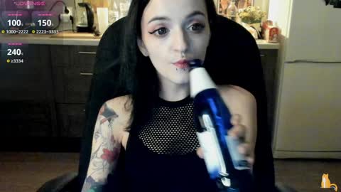 Lina 3  1715622743 online show from 2, 1, 2025