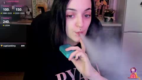 Lina 3  1715622743 online show from 11, 2, 2025