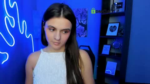 Snapshot of linaa_dolly chatting on 5, 6, 2026 linaa_dolly online show from 5, 6, 2026