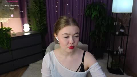 Snapshot of linabliss chatting on 5, 4, 2026 Lina online show from 5, 4, 2026