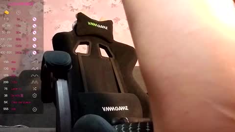 Snapshot of linadevinecam chatting on 10, 1, 2026 Lina Devine online show from 10, 1, 2026