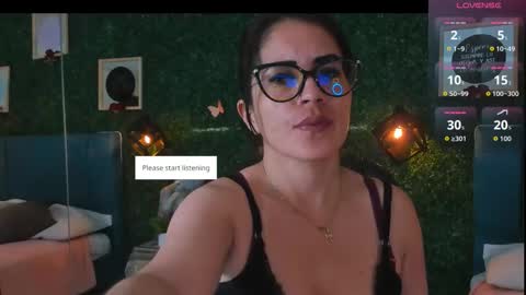 Snapshot of linagh chatting on 23, 10, 2025 Lina online show from 23, 10, 2025