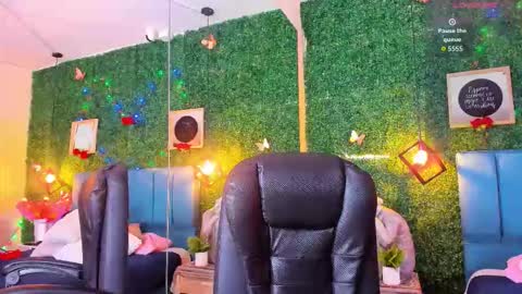 Snapshot of linagh chatting on 2, 12, 2025 Lina online show from 2, 12, 2025