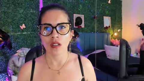 Snapshot of linagh chatting on 8, 1, 2026 Lina online show from 8, 1, 2026