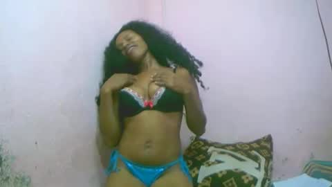 linah1123 online show from 4, 12, 2025