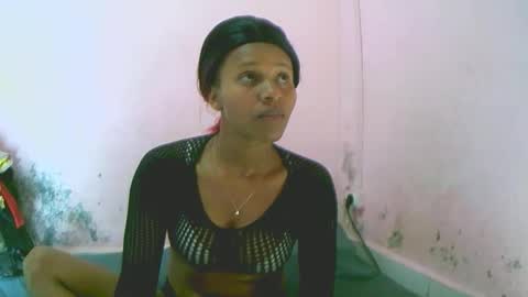 linah1123 online show from 6, 4, 2026