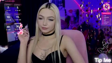 I am Lina online show from 11, 5, 2026