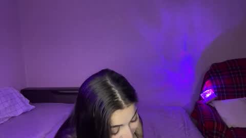 Snapshot of linamurrrr chatting on 13, 12, 2025 Nicolas and Lina online show from 13, 12, 2025