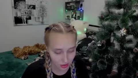 Snapshot of linatruly chatting on 14, 12, 2024 Lina online show from 14, 12, 2024