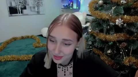 Snapshot of linatruly chatting on 21, 12, 2024 Lina online show from 21, 12, 2024