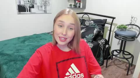 Snapshot of linatruly chatting on 27, 1, 2025 Lina online show from 27, 1, 2025