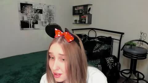 Snapshot of linatruly chatting on 6, 3, 2025 Lina online show from 6, 3, 2025