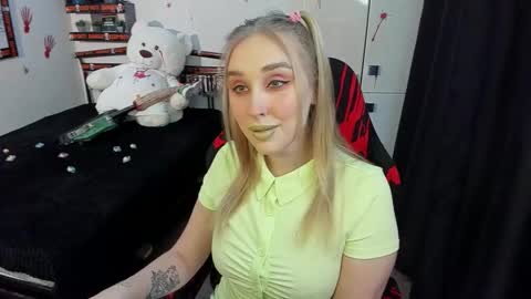 Snapshot of linatruly chatting on 30, 10, 2025 Lina online show from 30, 10, 2025