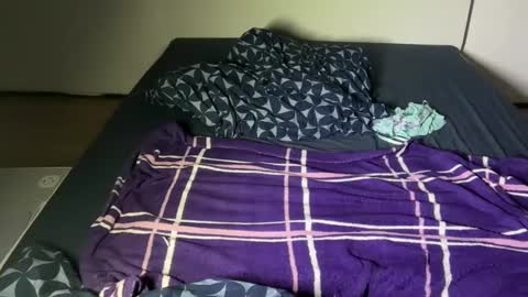 linaxleroy online show from 2, 2, 2025