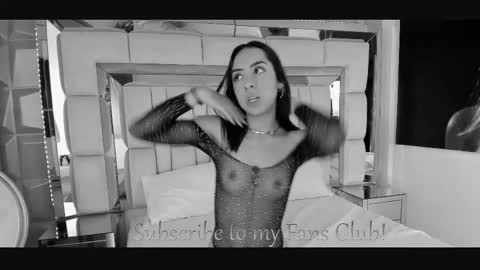 Lincy Rios  online show from 21, 2, 2025