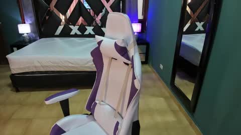 Snapshot of linda4petite chatting on 23, 2, 2025 Linda online show from 23, 2, 2025