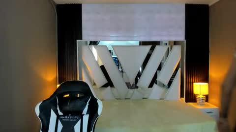 Snapshot of linda4petite chatting on 16, 3, 2026 Linda online show from 16, 3, 2026