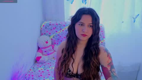 Snapshot of linda_bellucci374516 chatting on 19, 4, 2026 Linda online show from 19, 4, 2026