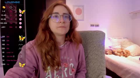 Giggles  online show from 3, 2, 2025