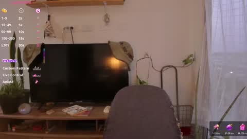 Giggles  online show from 22, 12, 2025