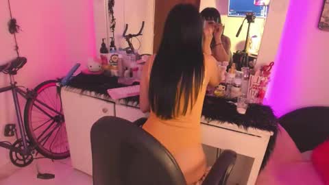 Snapshot of lindaa_miller chatting on 2, 3, 2026 linda miller online show from 2, 3, 2026