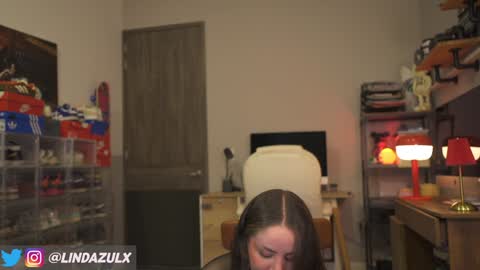 Nia  online show from 7, 11, 2025