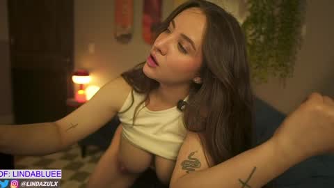 Snapshot of lindabluee chatting on 26, 3, 2026 Nia online show from 26, 3, 2026