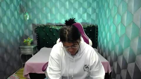    online show from 6, 1, 2025