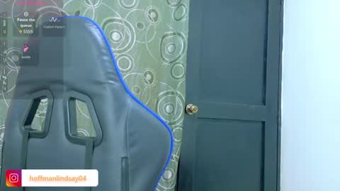 Snapshot of lindsayhoffman18 chatting on 22, 3, 2026 Lindsay online show from 22, 3, 2026