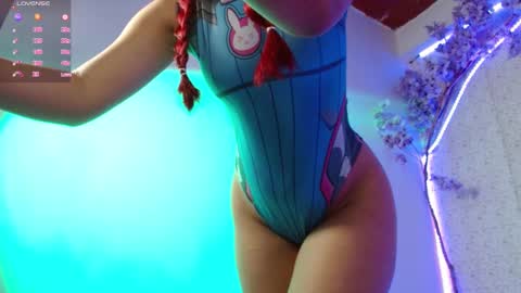 Snapshot of lindseyferrer1 chatting on 4, 3, 2025 LINDSEYFERRER online show from 4, 3, 2025