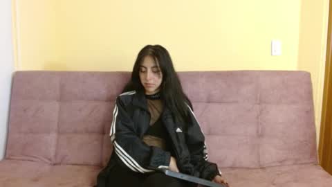 Snapshot of ling_ling24 chatting on 1, 2, 2025 ling ling24 online show from 1, 2, 2025