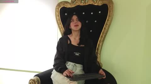 Snapshot of ling_ling24 chatting on 3, 2, 2025 ling ling24 online show from 3, 2, 2025