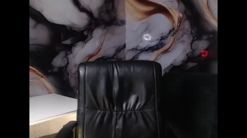 Snapshot of ling_ling24 chatting on 21, 2, 2025 ling ling24 online show from 21, 2, 2025