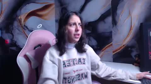 Snapshot of ling_ling24 chatting on 2, 10, 2025 ling ling24 online show from 2, 10, 2025