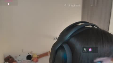 Snapshot of ling_meow chatting on 1, 4, 2026 Ling online show from 1, 4, 2026