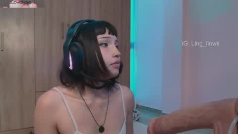 Snapshot of ling_meow chatting on 9, 5, 2026 Ling online show from 9, 5, 2026